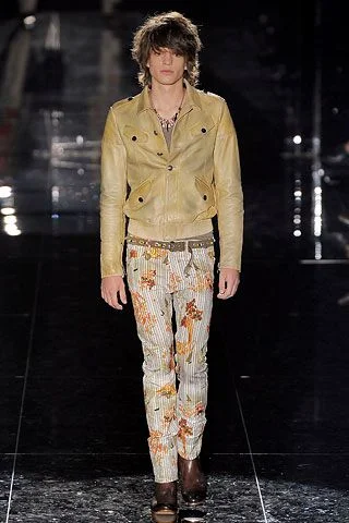 Look 18